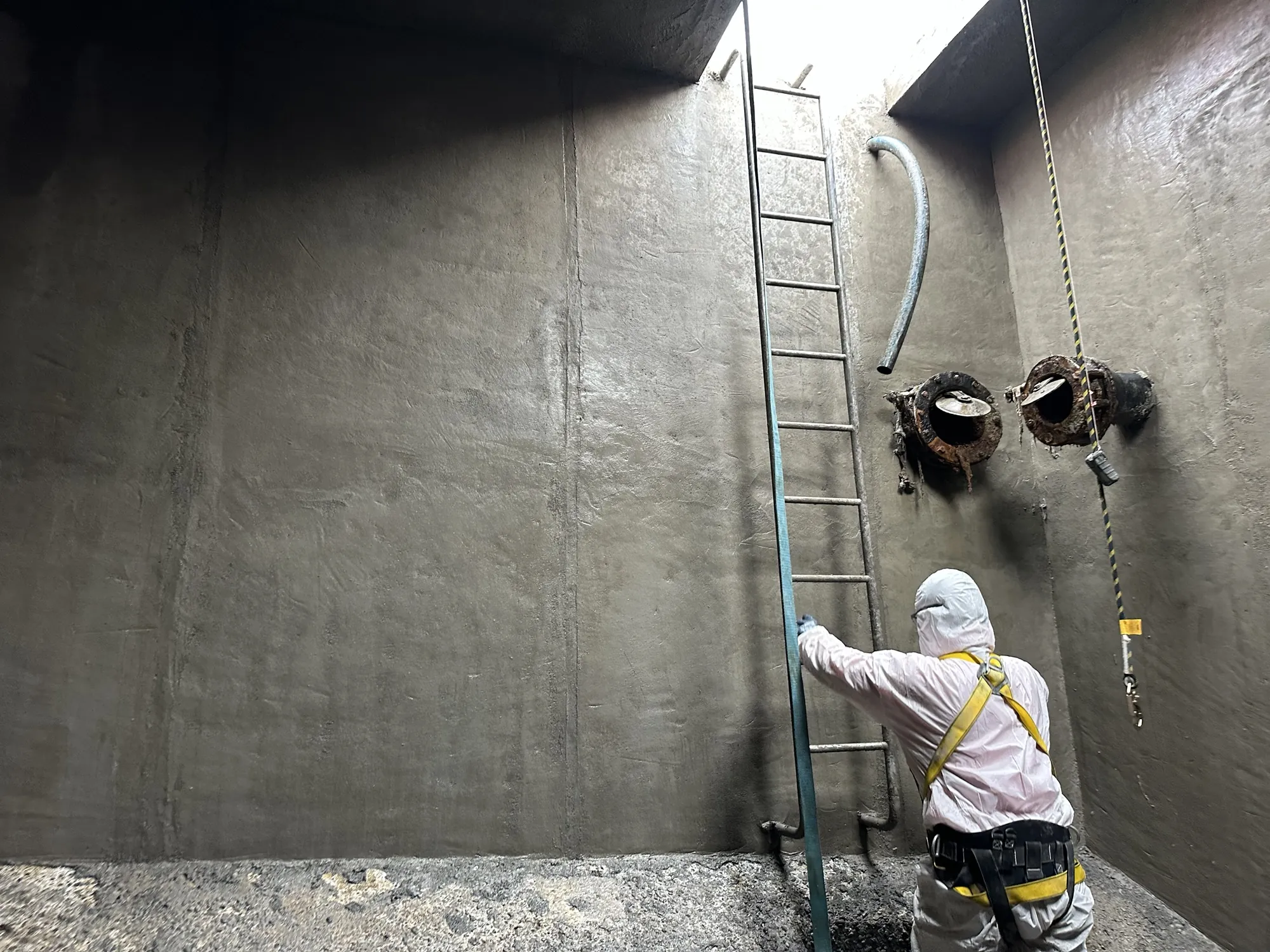 10. B40327C3-C6D0-4003-9927-890C801D13CF